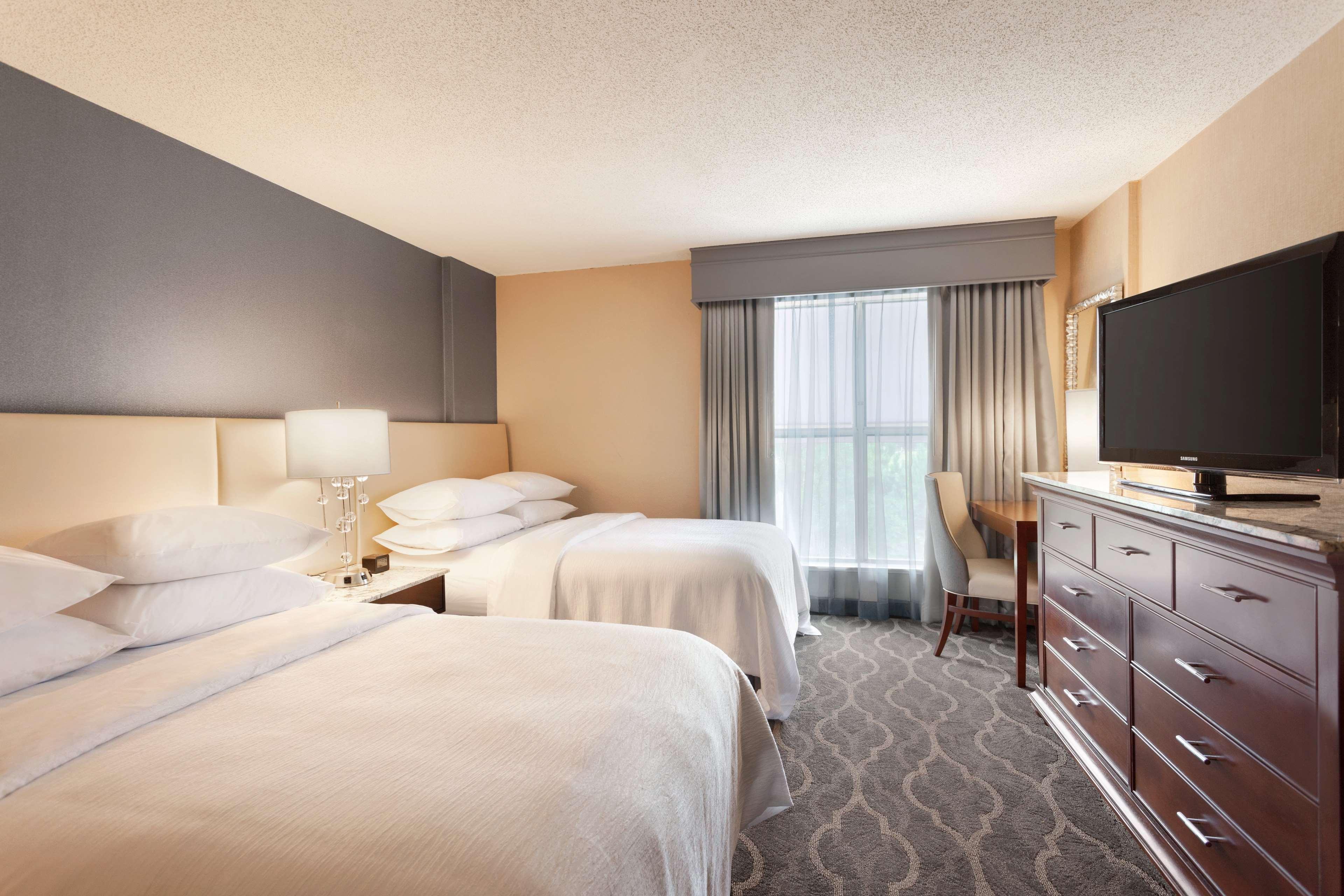 Embassy Suites By Hilton Atlanta Airport College Park Esterno foto