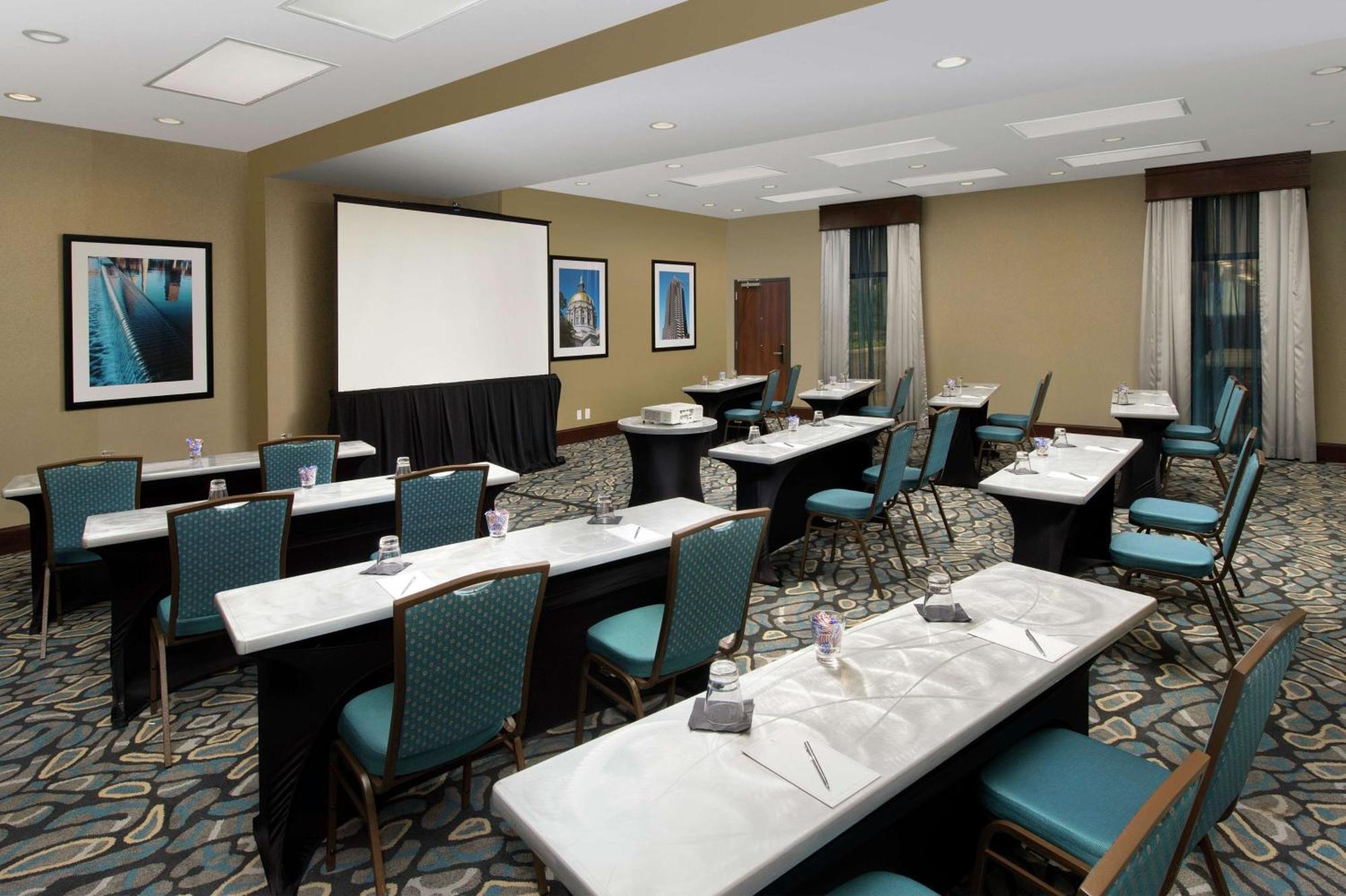 Embassy Suites By Hilton Atlanta Airport College Park Esterno foto
