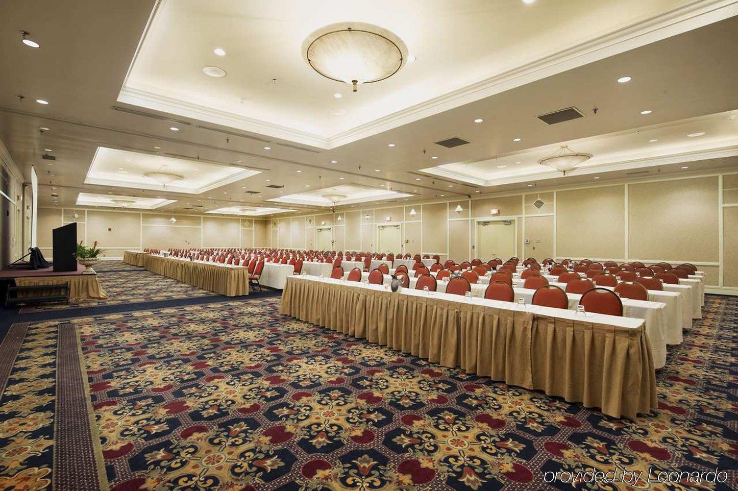 Embassy Suites By Hilton Atlanta Airport College Park Affari foto