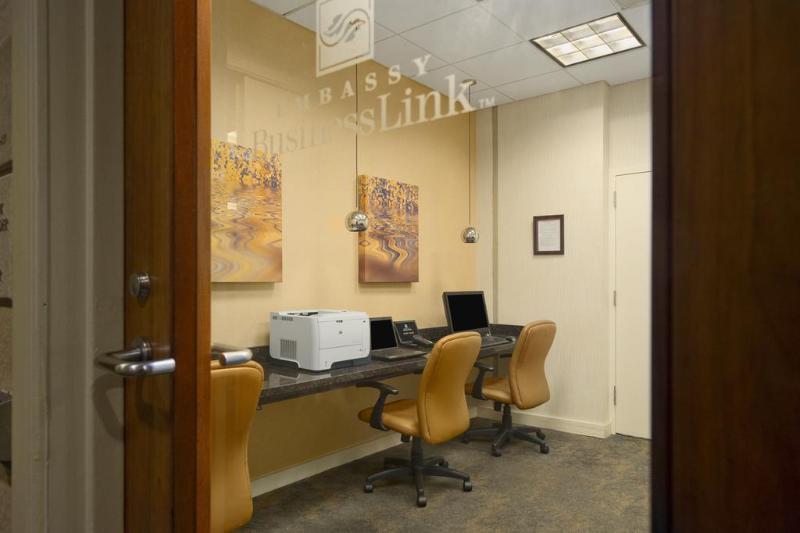 Embassy Suites By Hilton Atlanta Airport College Park Esterno foto